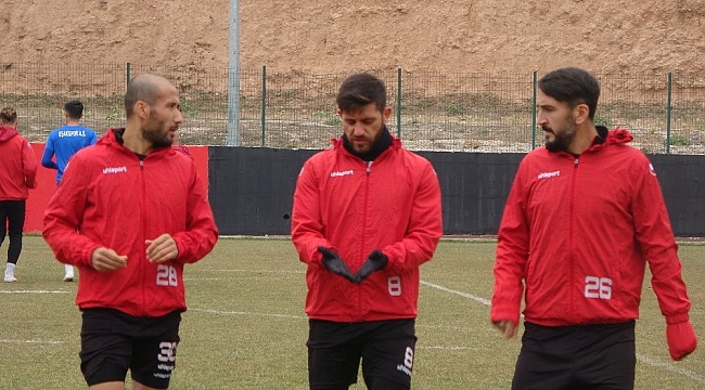 Uşakspor'un kaptanı Seçkin Getbay: "Bizim de hedefimiz şampiyonluk"