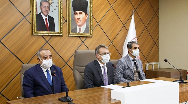 Vali Kadir Ekinci, "Yerel yönetimler vatandaşa hizmetin en önemli halkalarıdır"