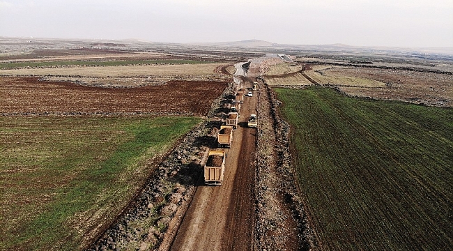 Vali Karaloğlu talimat verdi, Diyarbakır'da kırsal mahallelerde yapılmadık yol kalmadı