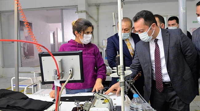 Vali Şentürk'ten fabrika ve esnaf ziyareti