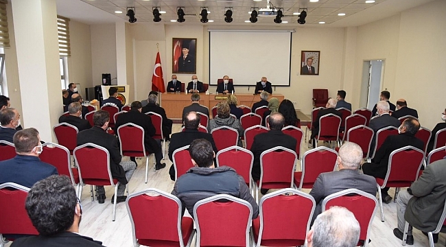 Vali Tutulmaz muhtarlarla buluştu
