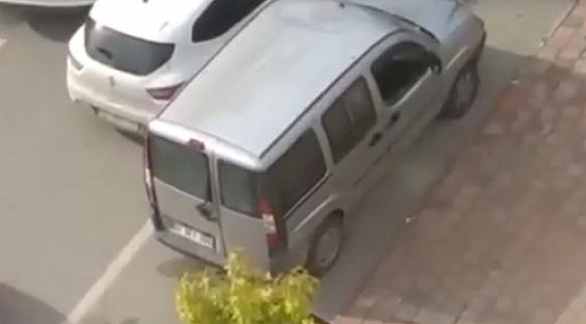 Yakının kazada yaralandığını gören genci kimse sakinleştiremedi