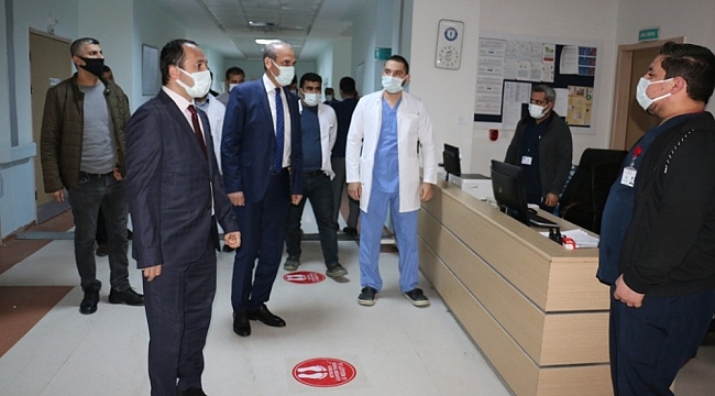 Yalçınkaya'dan sağlık çalışanlarına moral ziyareti