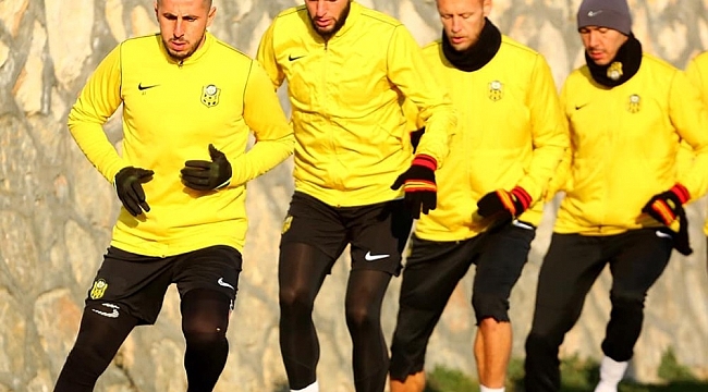 Yeni Malatyaspor'da futbolcuların alacakları ödenmeye başladı