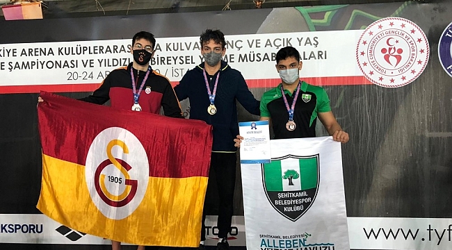Yüzmede yeni Türkiye rekoru