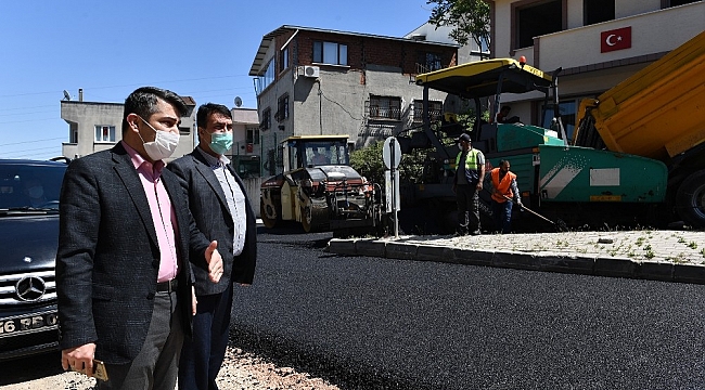 1 yılda 55 bin 700 ton asfalt