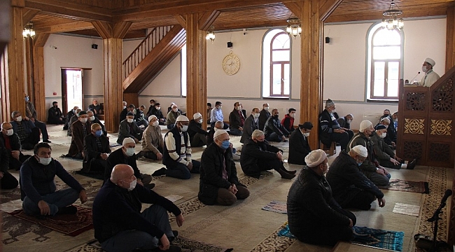 220 yıllık tarihi cami yeniden ibadete açıldı