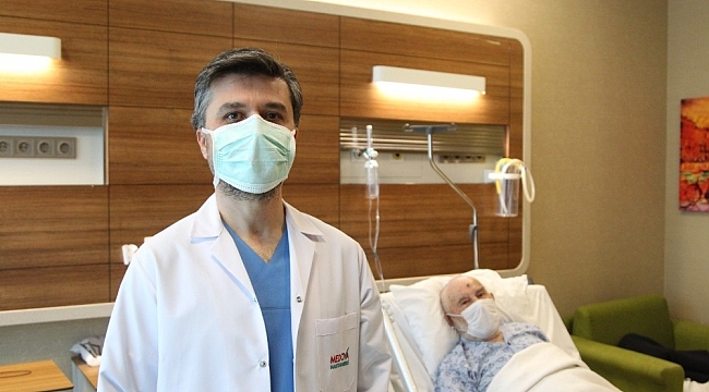 600 grama ulaşan prostat alındı