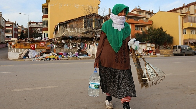 73 yaşında geri dönüşüm kralı oldu, evini fabrika yaptı