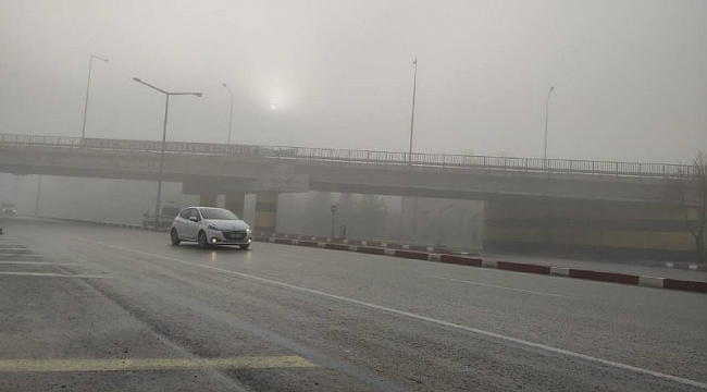 Afyonkarahisar'da sisli hava etkili oldu