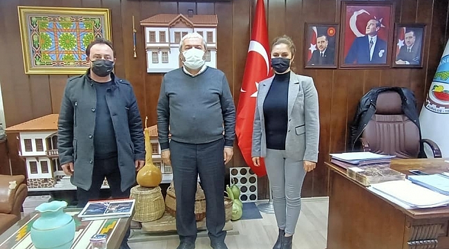 AK Parti'den Başkan Şahin'e ziyaret