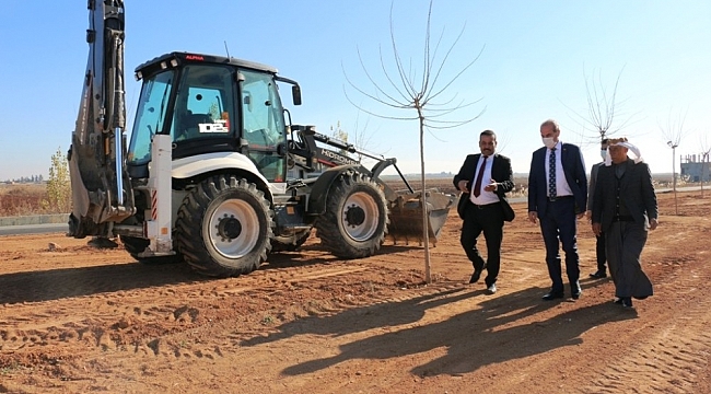 Akçakale'de yeşil alan çalışması