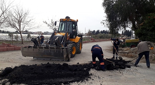 Akdeniz Belediyesi Fen İşleri ekipleri çalışmalarını aralıksız sürdürüyor