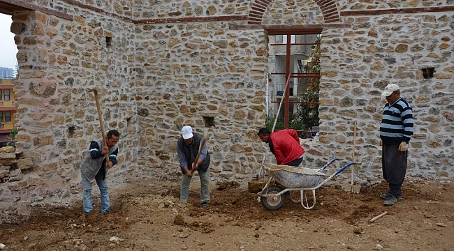 Alanya Gülevşen Camii'nin ana duvarları tamamlandı