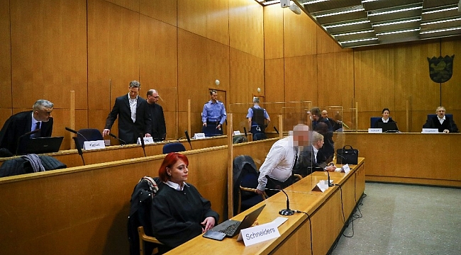 Almanya'da göçmen yanlısı Vali Lübcke'yi öldüren katile ömür boyu hapis cezası