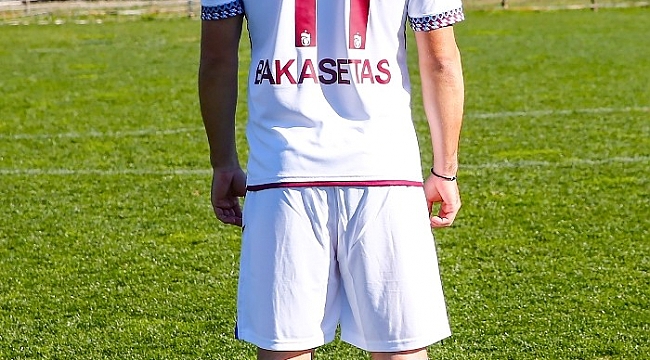 Anastasios Bakasetas, Trabzonspor'un 151. yabancı oyuncusu oldu