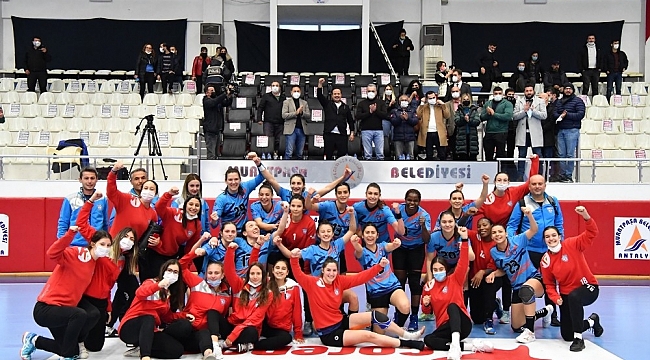 Antalya derbisinde kazanan Konyaaltı oldu