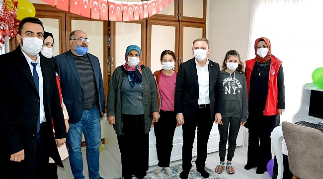 Araban'da yetim ve öksüz çocukların yüzleri gülüyor