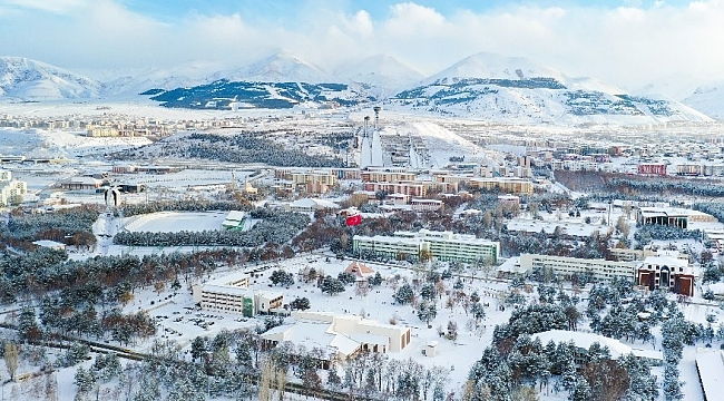 Atatürk Üniversitesi 12 Milyon ders oturumuyla ilk dönemi tamamladı