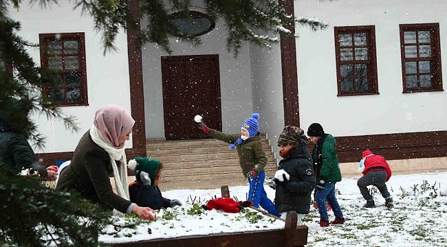 Bağcılar'da kar heyecanı