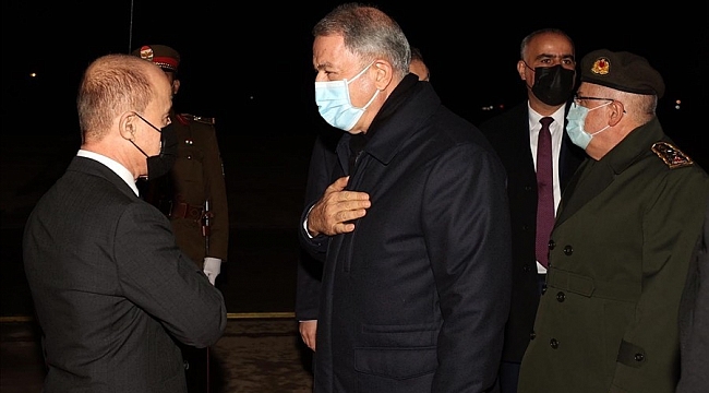 Bakan Akar Erbil'e hareket etti