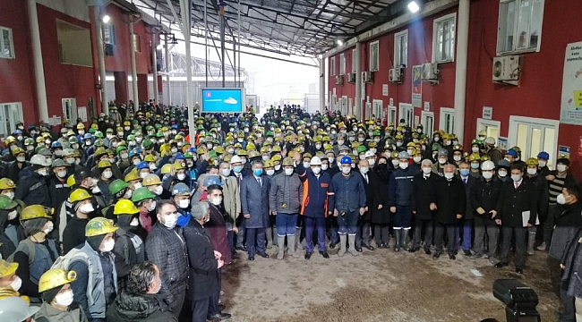 Bakan Dönmez: "Bana göre kömürün karası altının parasından daha değerli"