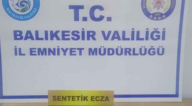 Balıkesir'de 4 uyuşturucu şüphelisini yakalandı