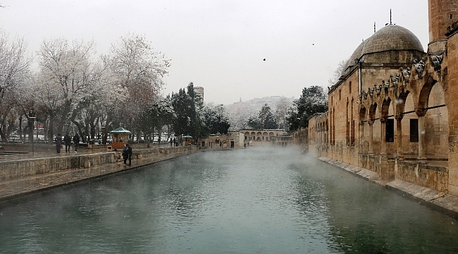 Balıklıgöl beyaza büründü