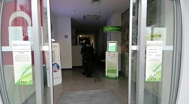 Bankada ilginç hırsızlık