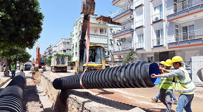 Başkan Böcek: "2021-2023 yılları arasında alt yapıya 2 milyar 485 milyon liralık yatırım planlıyoruz"