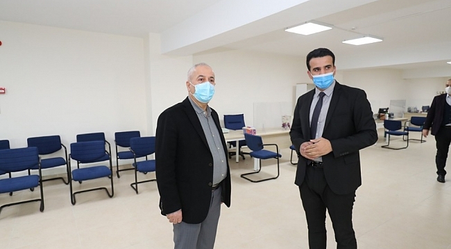 Başkan Büyükgöz, göç idaresini ziyaret etti