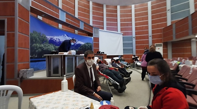 Başkan Büyükkılıç'tan kan bağışı seferberliği