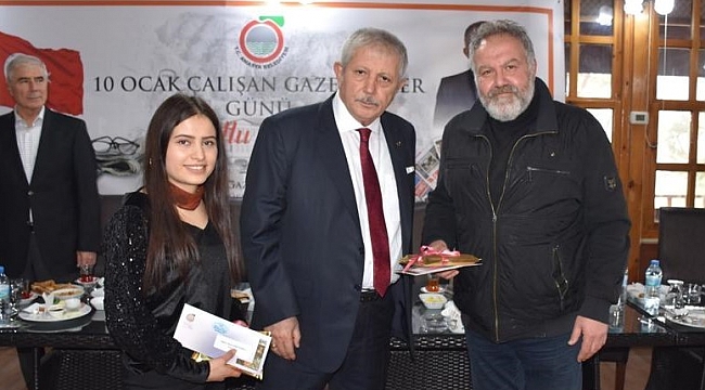 Başkan Sarı: "Gazetecilik büyük fedakârlık isteyen bir meslektir"