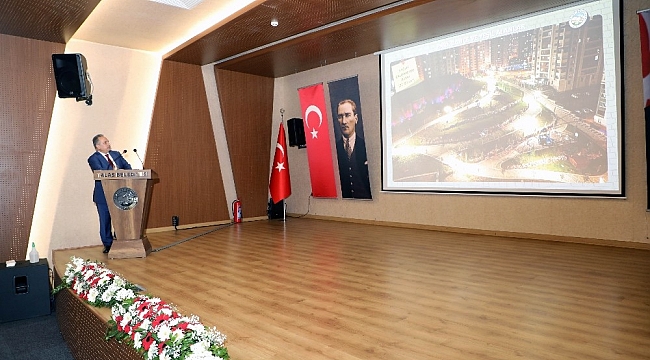 Başkan Yalçın'dan meclis üyelerine sunum