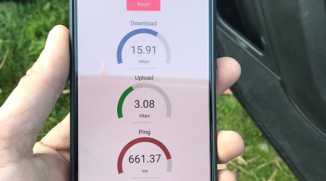 Bir kırsal mahallenin daha internet erişim sıkıntısı çözüme kavuştu