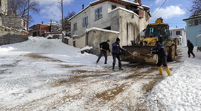 Burhaniye kar sınavında başarılı