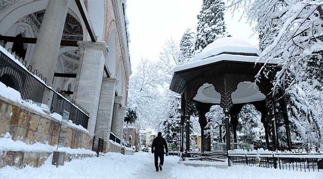 Bursa'ya yeniden kar geliyor