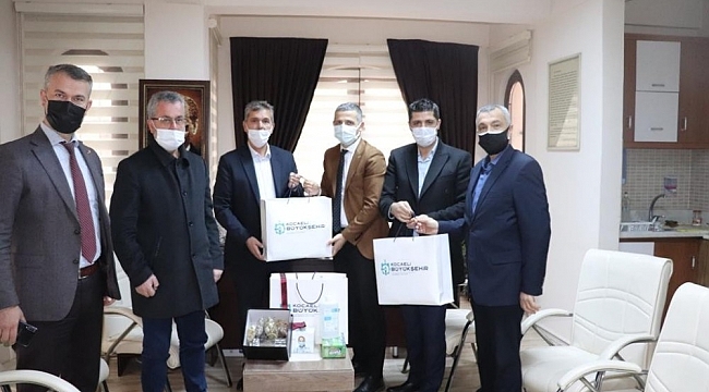 Büyükşehir'den Muhtarlara sağlık sepeti