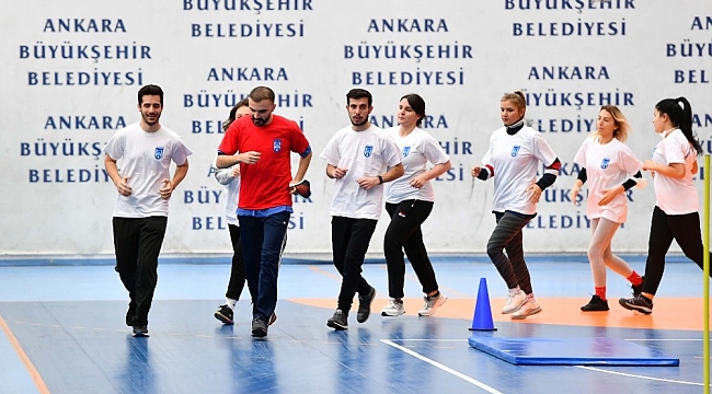 Büyükşehir'in açtığı POMEM hazırlık kursuna polis adaylarından yoğun ilgi