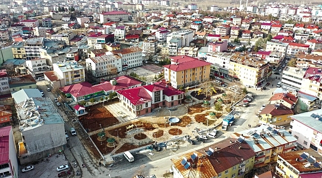 Büyükşehirden Göksun'a millet konağı ve meydan