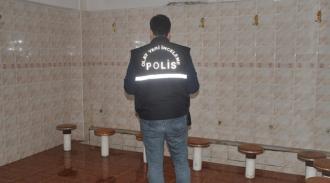 Caminin musluklarını çaldılar