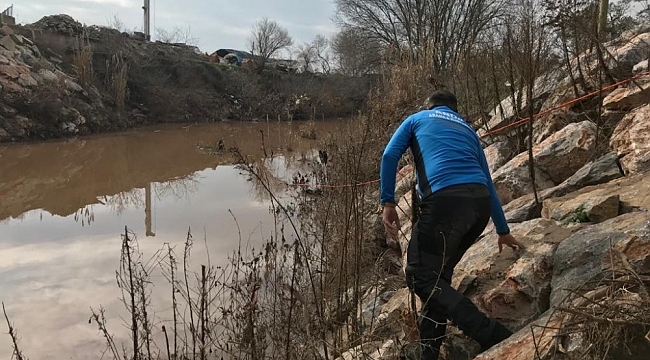 Çayda kaybolan sürücüyü arama çalışmaları devam ediyor