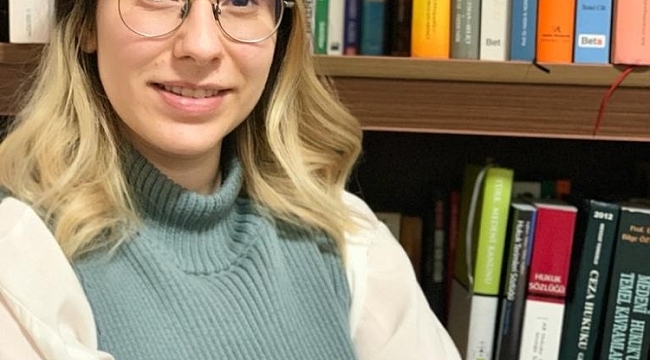 Cep telefonuna indirilen güvenilir olmayan uygulamalar canı yakabilir