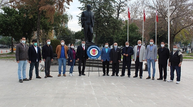 Ceyhan'da gazeteciler günlerini kutladı