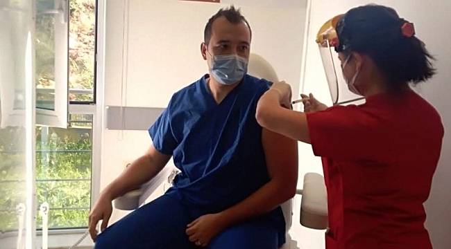 Datça'da Kovid-19 aşılamaları başladı