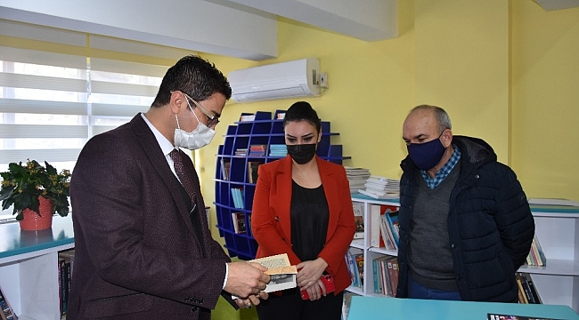 Demir: "Çocuklarımızı kitap okumaya teşvik etmeliyiz"