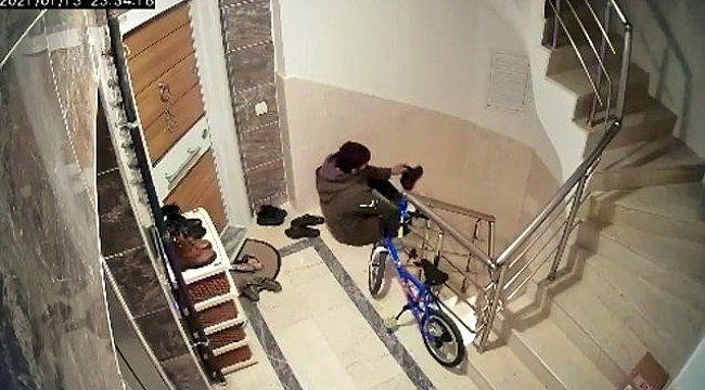 Denemeden çalmadı, rahat tavırları 'Pes' dedirtti