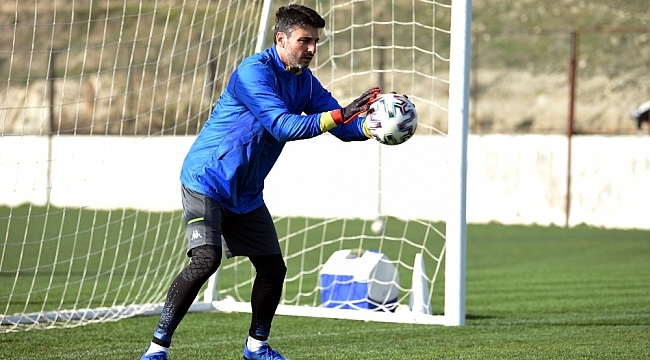 Denizlispor kafilesi Sivasspor maçı için yola çıktı