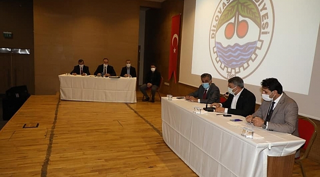 Dilovası'nın projeleri, yeni yılın ilk meclisinde konuşuldu