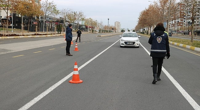 Diyarbakır'da kısıtlama sessizliği